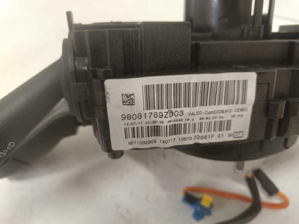 COMMODO CITROEN / PEUGEOT - Vue 3